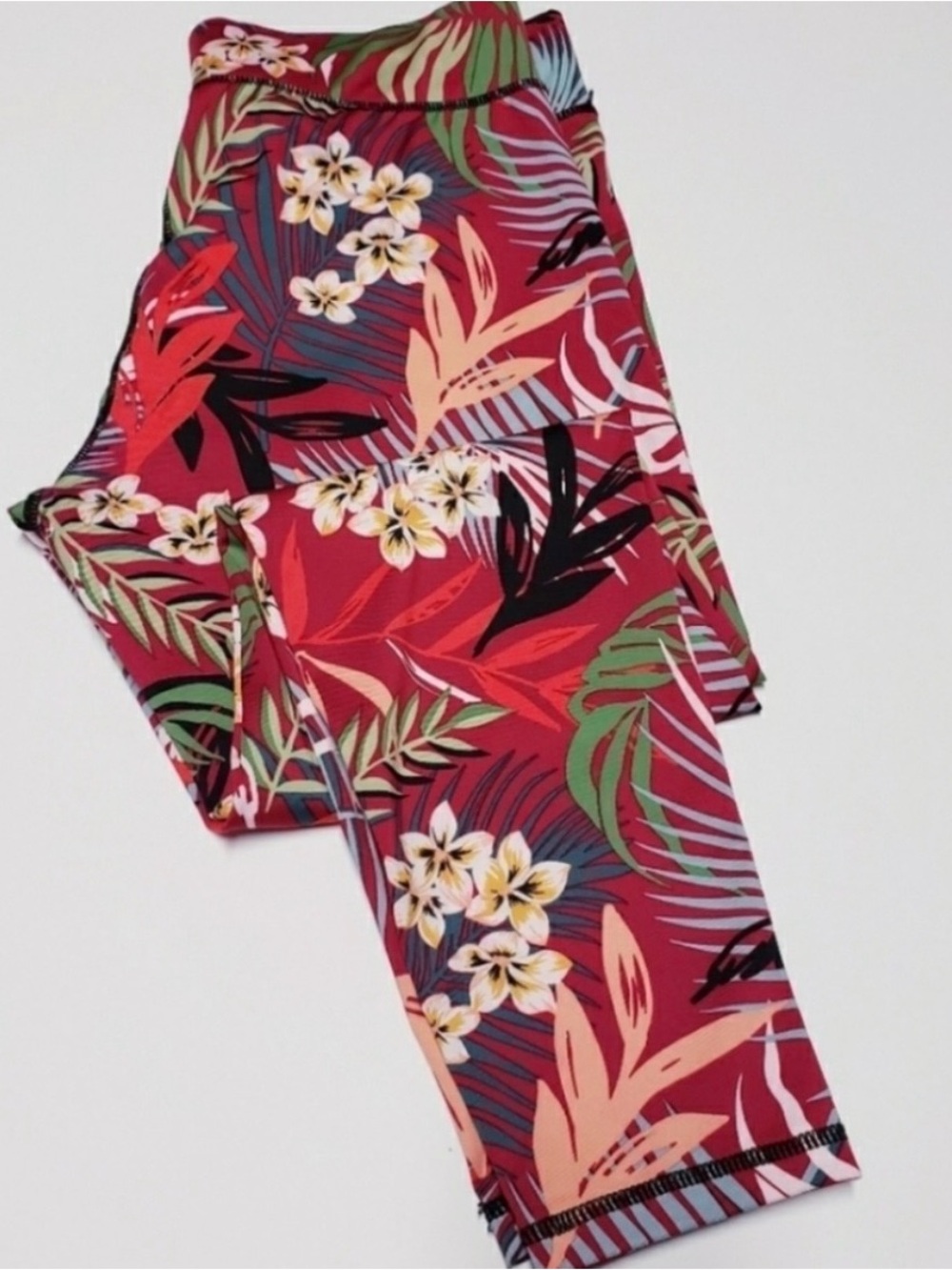 MINKPINK Floral Athletic Leggings NWT
